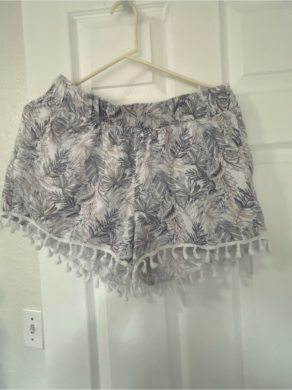 Rewash White Shorts with Blue Leaf Print and Pom Pom Trim